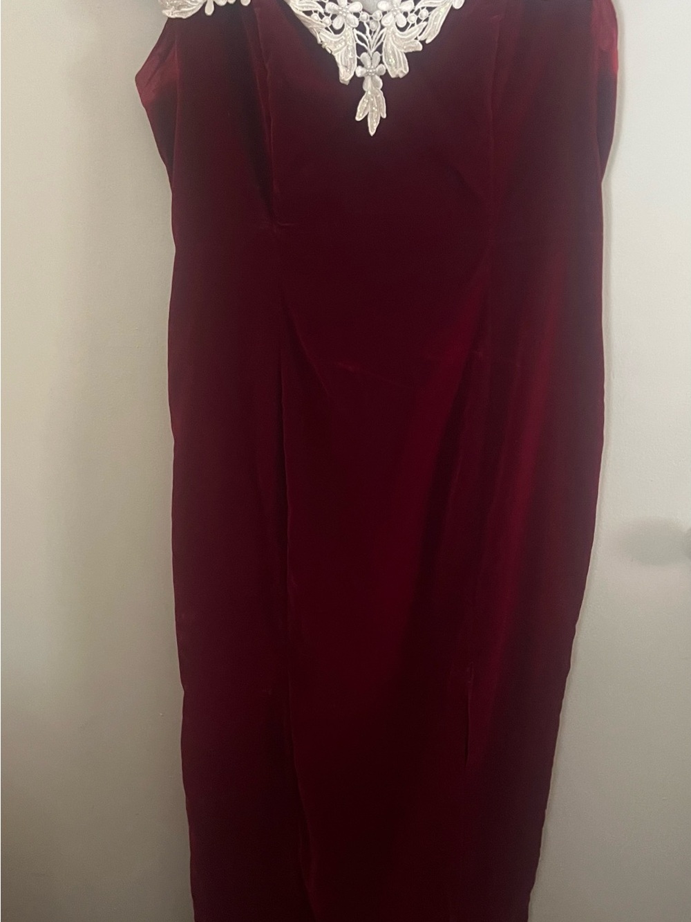Velvet Maxi Dress with Lace Appliqué - Burgundy